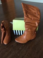 Chase & Chloe Boots Size 8