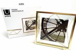 Umbra Prisma Photo Display