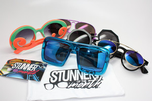 curly arm sunglasses but in black